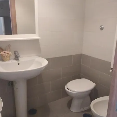 Apartman Di F *