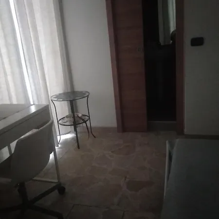 Di F Apartmán Neapol